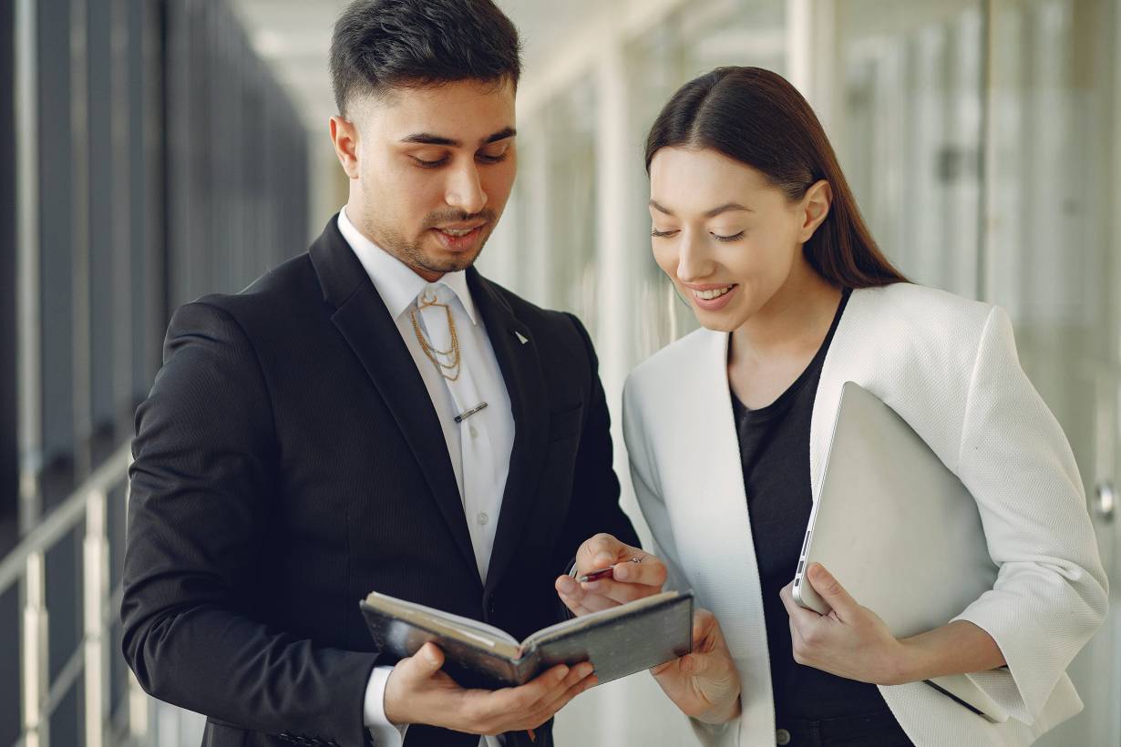 How To Get Your First 100 Clients: Startup Success Tips
