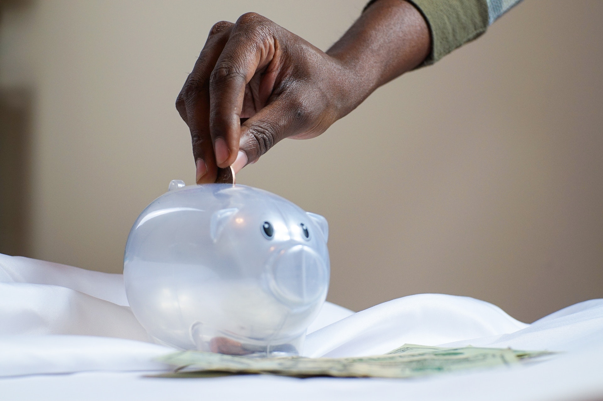 How To Save Money On Your Energy Costs This Year
