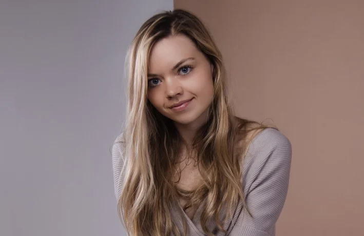 BEYOUROWN Meets Eloise Skinner