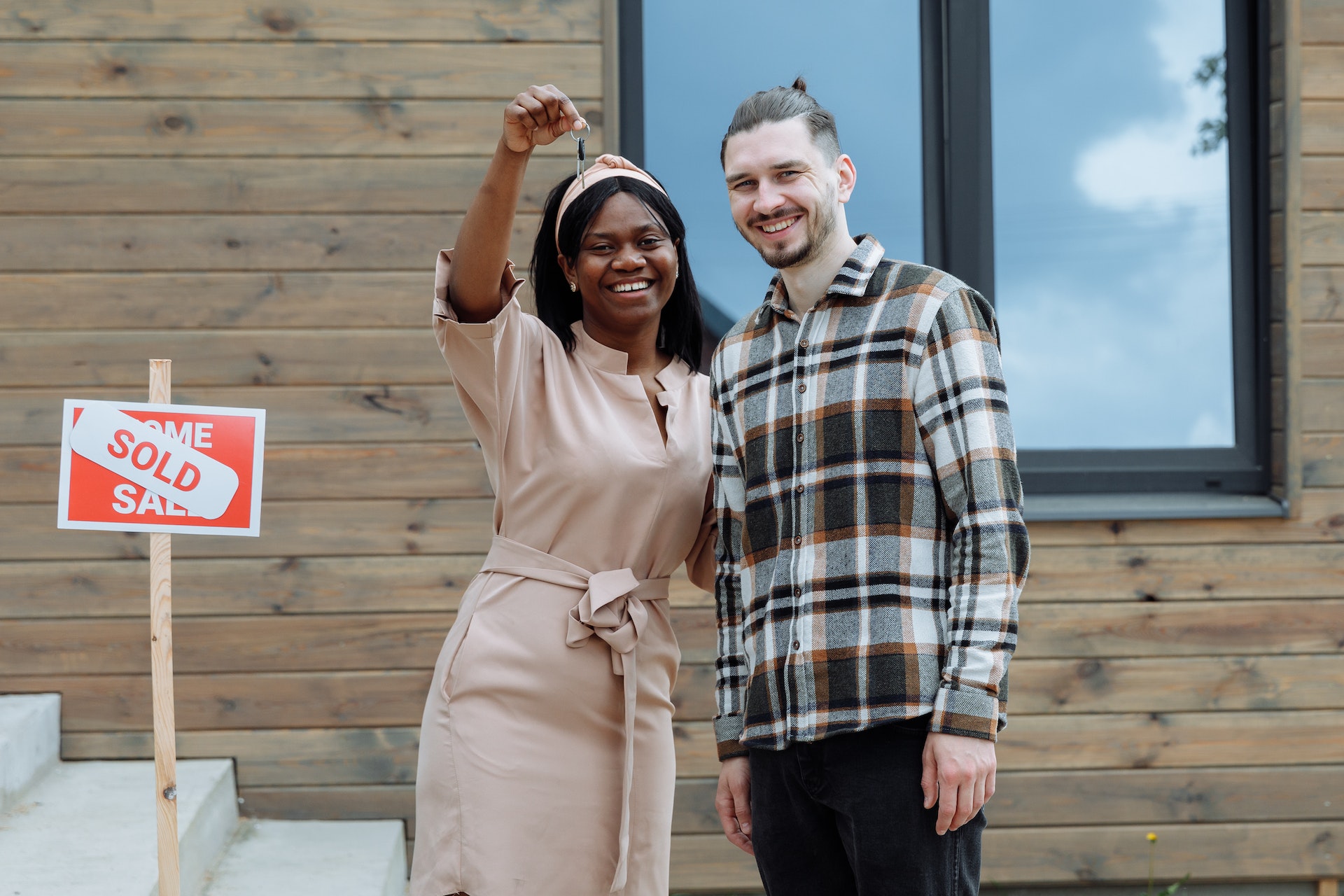 Make The Process Of Buying A House Easier With These 12 Tips