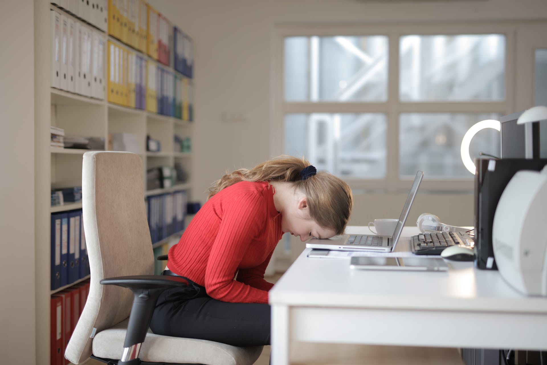 Unwind The Workday: Top 5 Tips For Tackling Stress In The Office