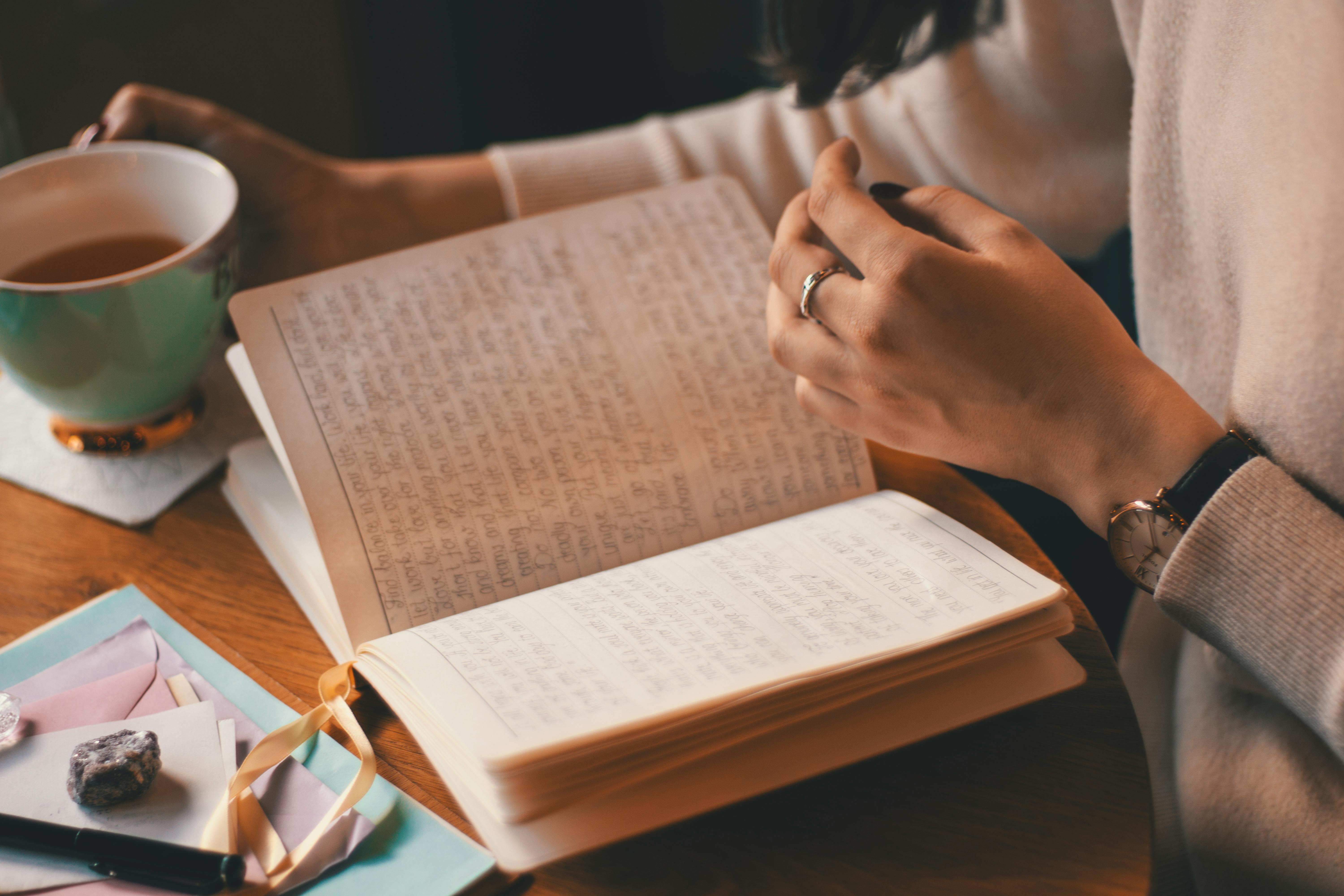5 Benefits Of Journalling For Self-Discovery, By Dr Deborah Lee, Dr Fox Online Pharmacy