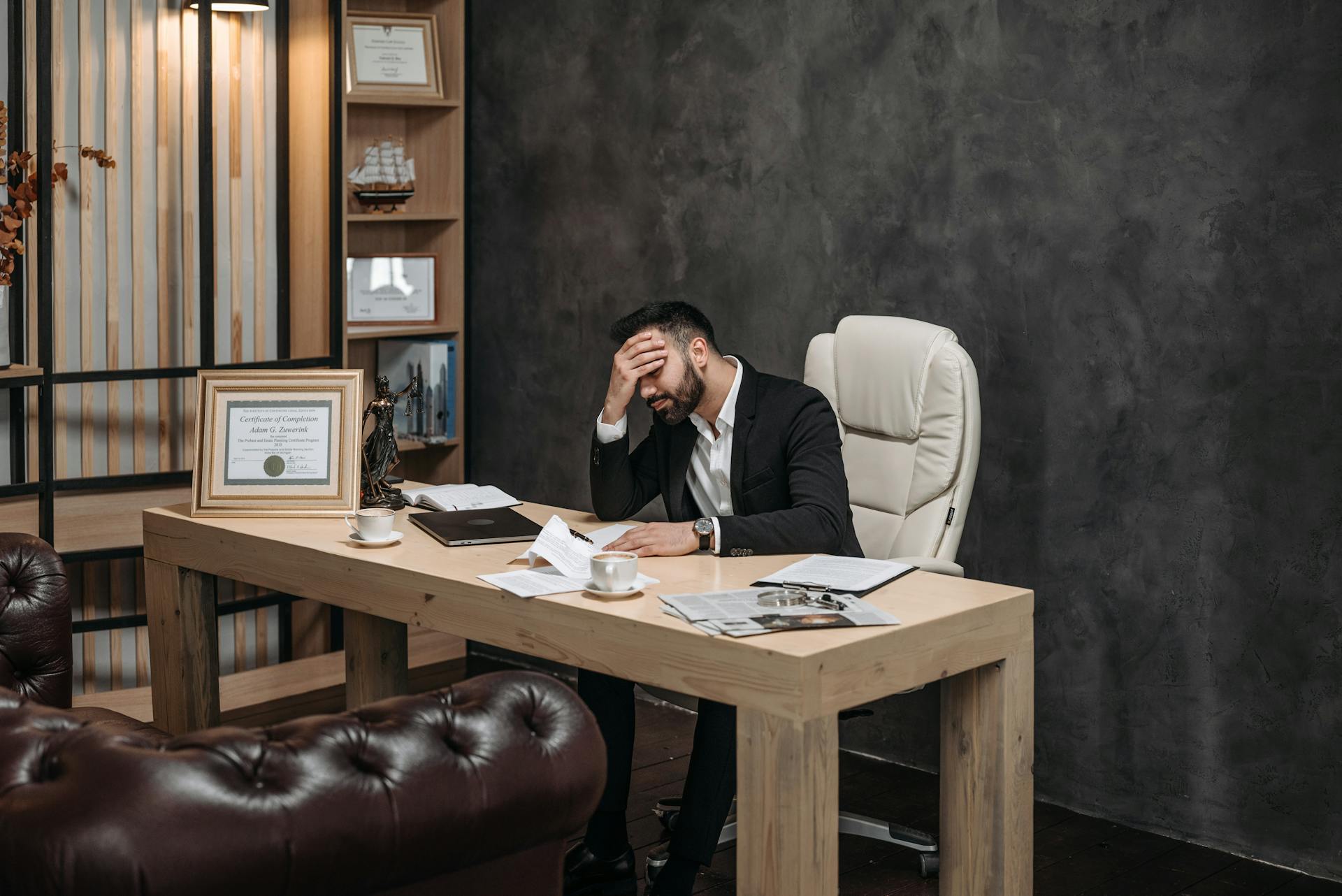 Strategies To Break The 6-Figure Income Barrier By Del Parsons, The No-Nonsense Business Coach & Marketing Mentor